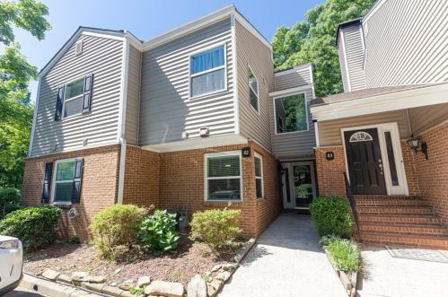 82 Dunwoody Springs Dr, Atlanta, GA 30328-4581
