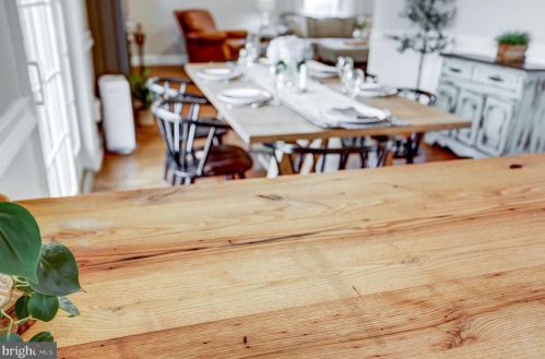 1220 Country Club Dr, Lancaster PA  17601-5208 exterior