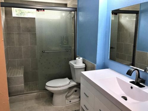 906 Melissa Ln, Garland TX  75040-4766 exterior