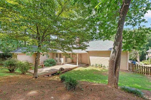 2036 Signal Ridge Chase, Kennesaw, GA 30152-3262