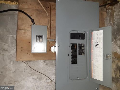 236 Ross St, Lancaster PA  17602-1940 exterior