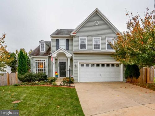 5087 Kapp Ln, Woodbridge, VA 22193-6500
