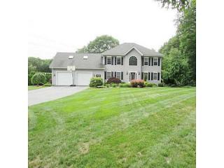 10 Cheryls Way, Cranston, RI 02921-2230