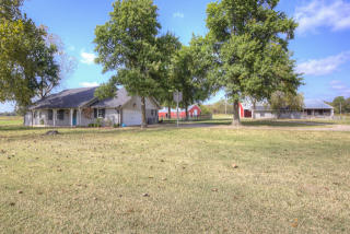 37967 221st St, Tullahassee, OK 74454-5798