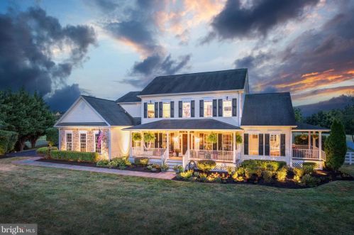 36255 Snickersville Tpke, Purcellville, VA 20132-3803