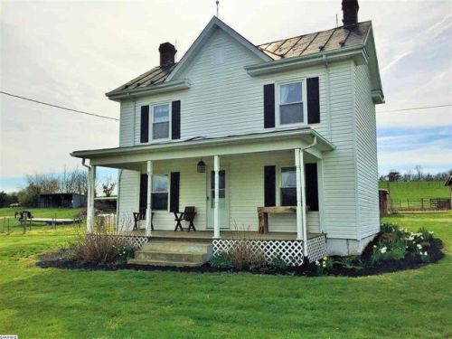 4274 Rockfish Rd, Grottoes, VA 24441-4413