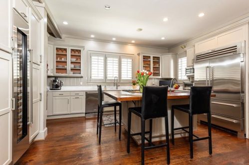 3119 Habersham Rd, Atlanta GA  30305-2939 exterior
