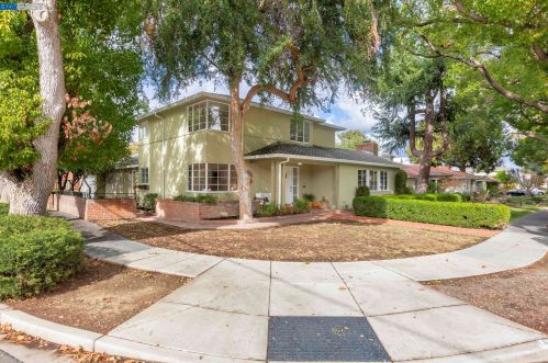 1199 Roycott Way, San Jose, CA 95125-3462