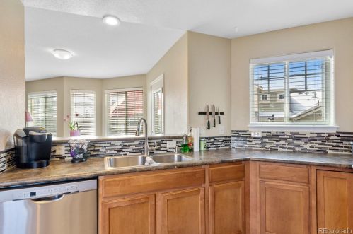 7524 Quatar Way, Aurora CO 80016-7134 exterior