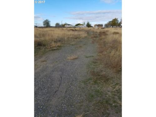 80696 Wagon Wheel Loop, Irrigon, OR 97844-7152
