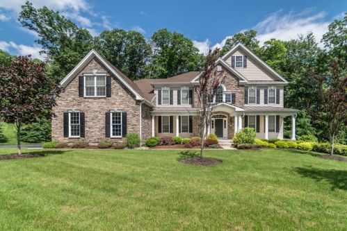 19 Skyline Dr, Dover, NJ 07869-2156