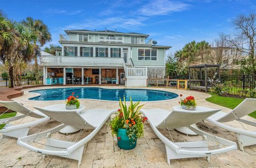 1368 Old Brickyard Rd, Mount Pleasant, SC 29466-7949