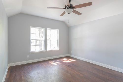 709 Winnie St, Fort Worth TX  76112-6332 exterior