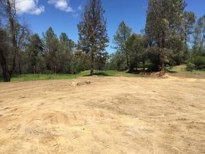 3200 Cowgill Ln, Redding, CA 96003-0411