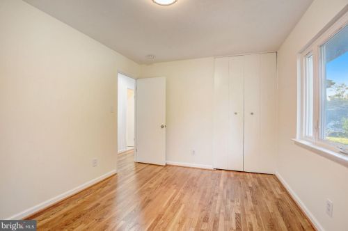 1606 Northcrest Dr, Silver Spring MD 20904-1456 exterior