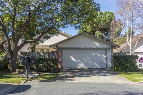 424 Lilac Ct, Benicia, CA 94510-1449