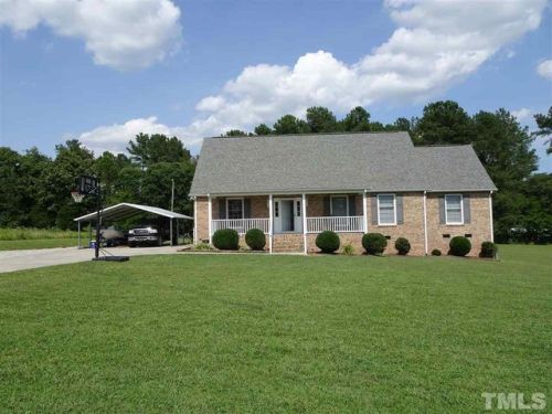 153 Cedar Grove Dr, Northside, NC 27537-8201