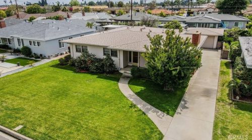 7772 Otto St, Downey, CA 90240-3740