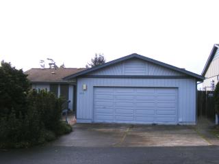 2014 Oceanview Dr, Newport OR  97365-2123 exterior