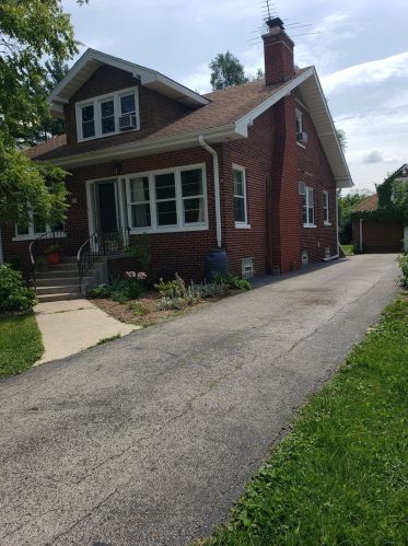 1917 Cedar Rd, Homewood, IL 60430-1311