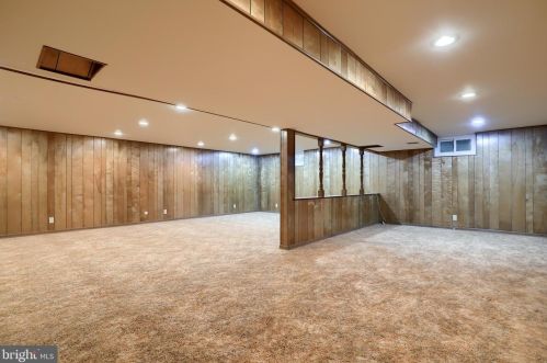 1455 Country Club Dr, Lancaster PA  17601-5211 exterior