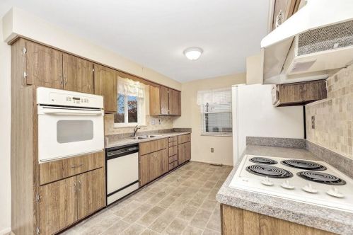 10465 Deerfield Rd, Cincinnati OH  45242-1419 exterior