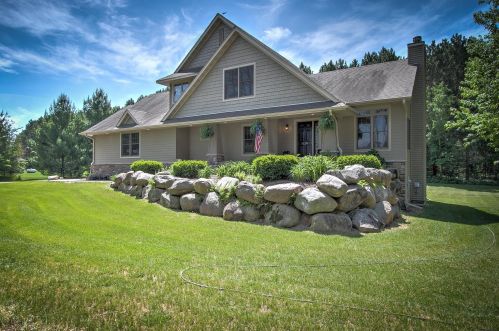 534 331st Ln, Spectacle Lake, MN 55008-7692