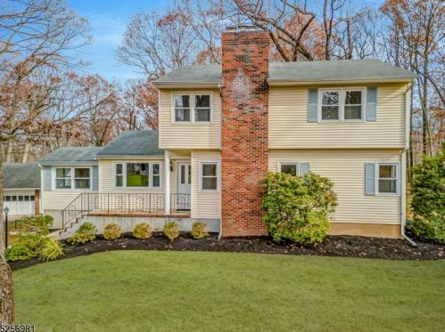 936 Old Tullo Rd, Bridgewater, NJ 08807-2394