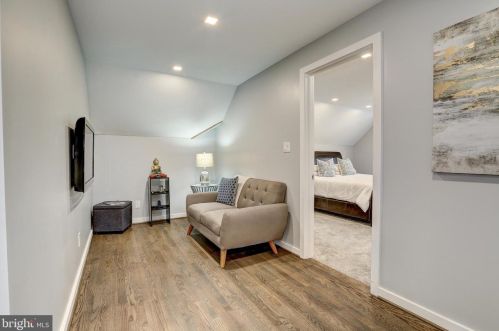 15009 Snowden Dr, Silver Spring MD 20905-5663 exterior