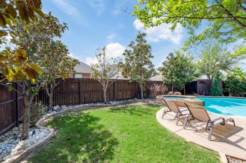 2708 Las Ventanas Trl, Fort Worth TX  76131-2807 exterior