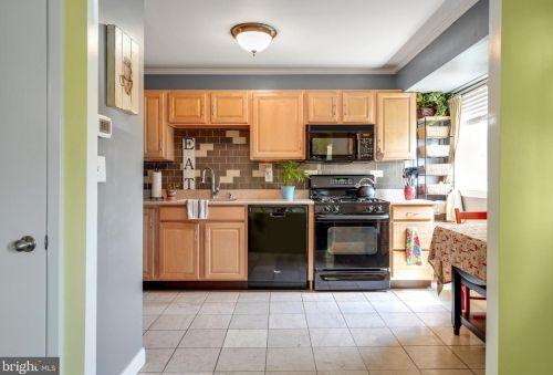 88 Falmouth Rd, Trenton NJ  08620-1515 exterior