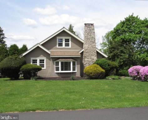 17 Cornell Ave, Southampton PA  18966-1362 exterior