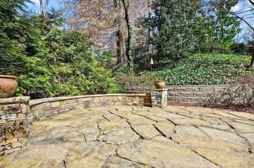 390 Forest Valley Ct, Atlanta GA  30342-2353 exterior