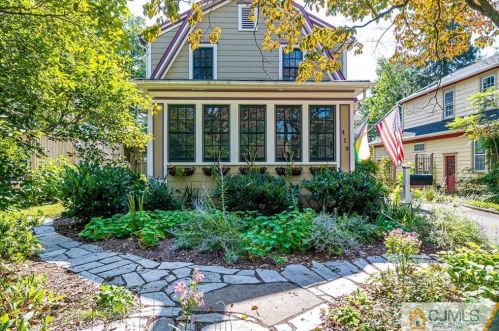 419 Middlesex Ave, Metuchen, NJ 08840-1512
