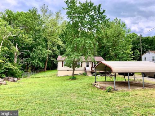 10746 Lee Dr, Spotsylvania, VA 22551