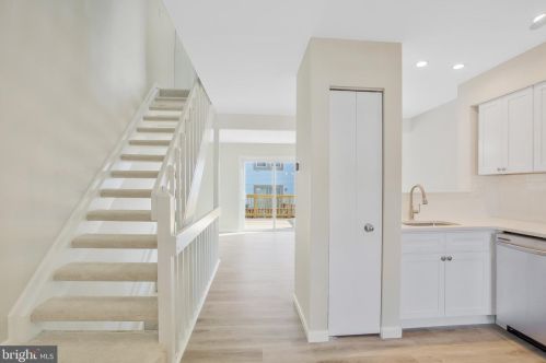 13761 Avonshire Dr, Silver Spring MD 20904-6707 exterior