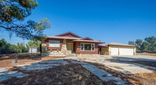 24745 Sophie St, Perris, CA 92570-8201