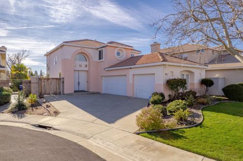 3428 Island Ct, Elk Grove, CA 95758-7442