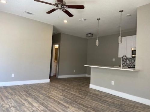 8004 Doreen Ave, Fort Worth TX  76116-5128 exterior