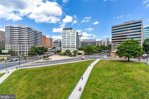 8404 Houston St, Silver Spring MD 20910-4545 exterior