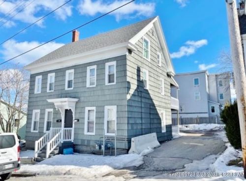 71 High St, Biddeford, ME 04005-2665