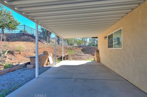 8582 Running Gait Ln, Riverside CA  92509-5106 exterior