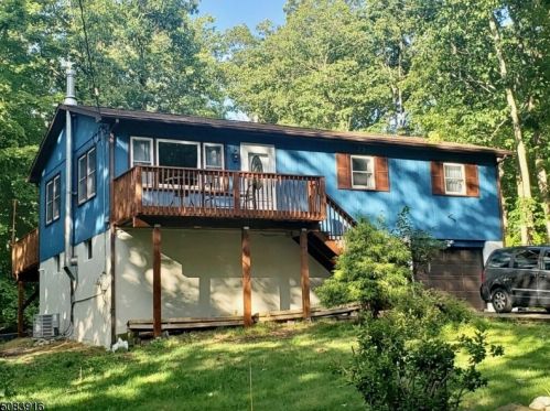 2 Foulton Ter, Wantage, NJ 07461-4750