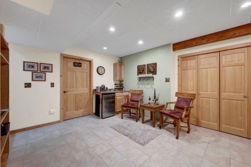 94 Bridgewater Dr, Saint Paul MN  55127-6976 exterior