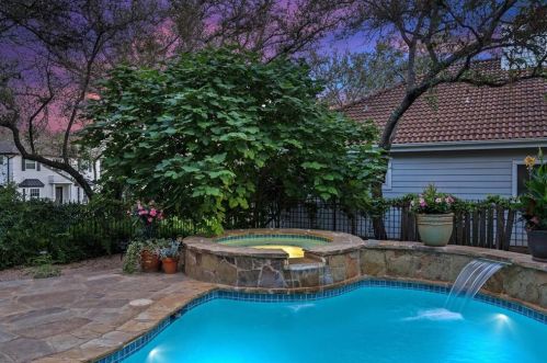 205 Champion Dr, Austin TX  78734-5103 exterior