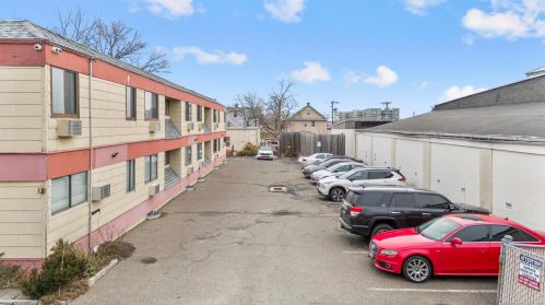 4 Glenwood Ave, Norwalk CT  06854-1532 exterior