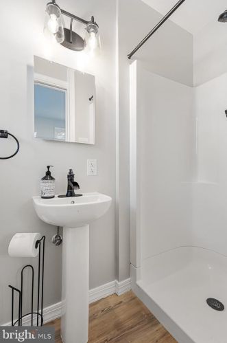 347 Ardmore Ave, Tavistock NJ  08033-1001 exterior