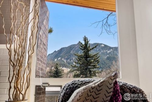 960 6th St, Boulder CO  80302-7125 exterior