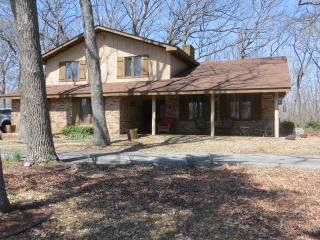 647 Pheasant Trl, Frankfort, IL 60423-9515