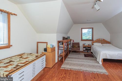 151 Snowden Ln, Princeton NJ 08540-3917 exterior